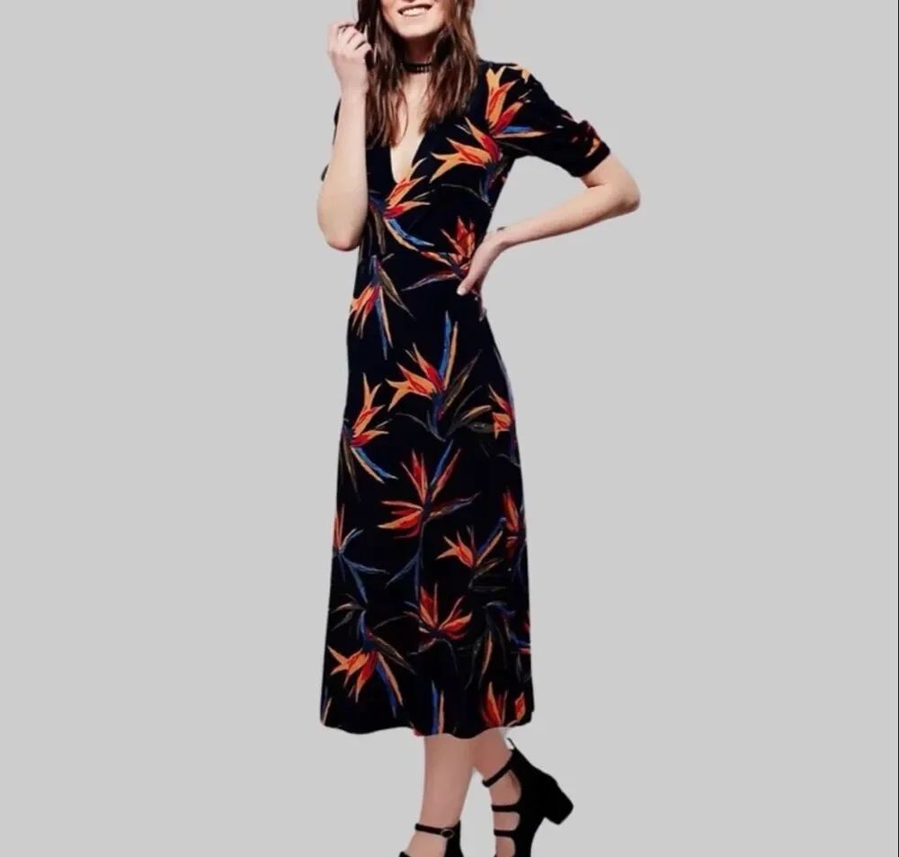 Free People Sarah Birds Of Paradise Midi Dress | Black in XS
